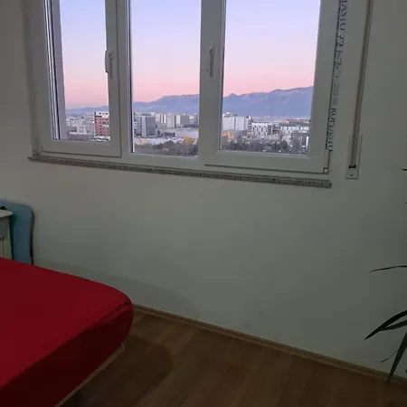 Beautiful In Apartment *