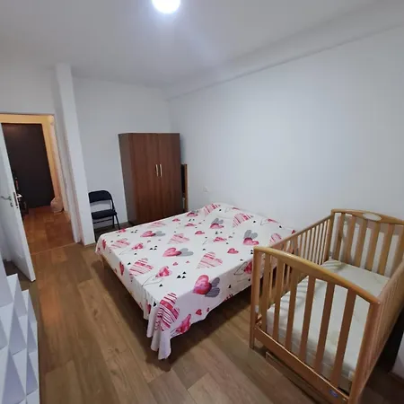Apartment Beautiful In Tirana