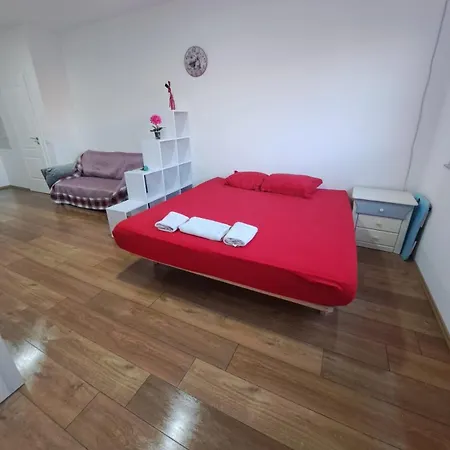 Beautiful In Apartment *